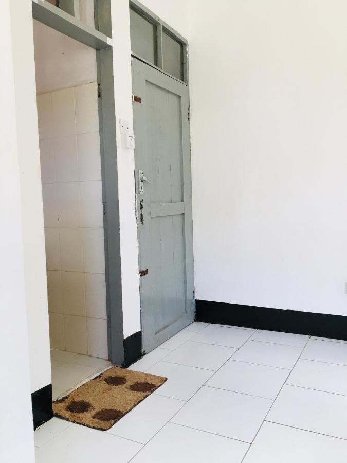 Mikocheni Home Stay Darüsselam Dış mekan fotoğraf
