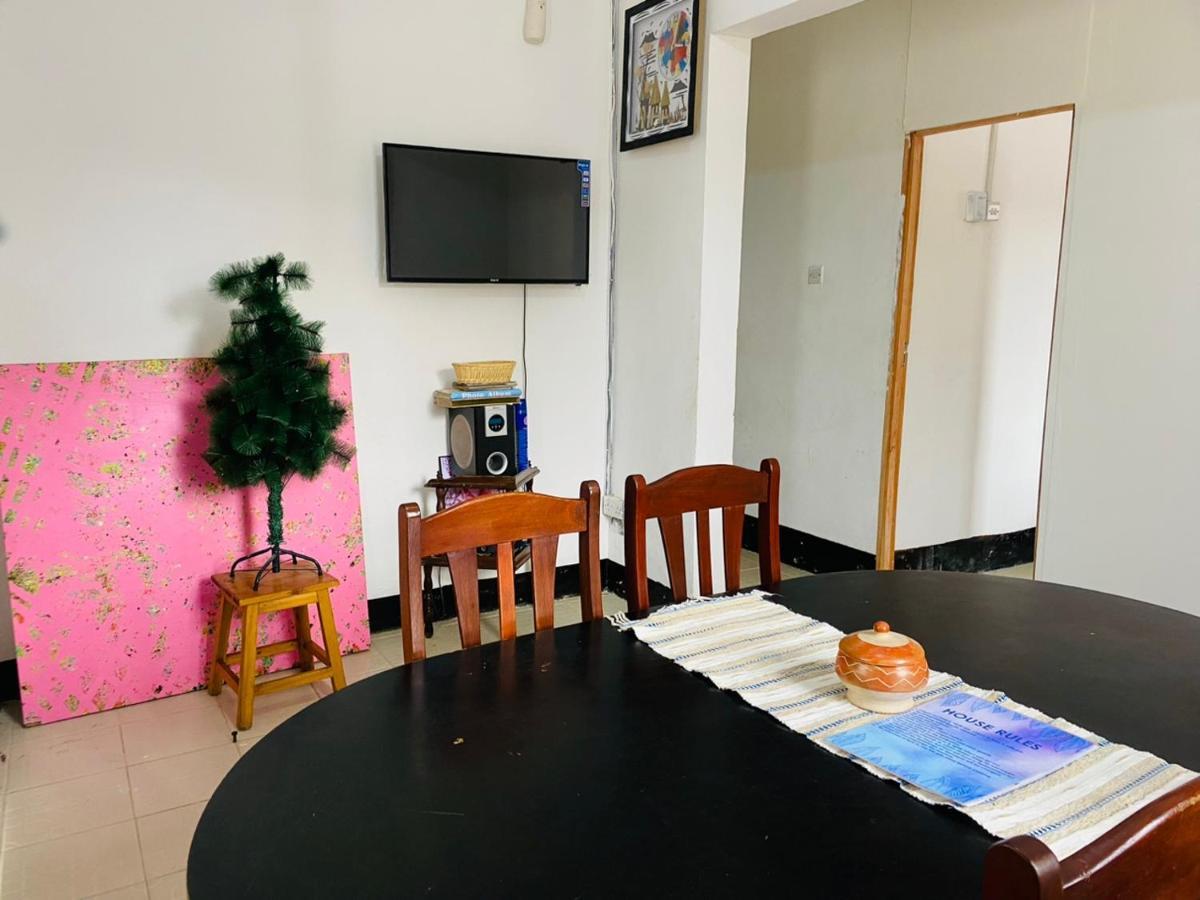 Mikocheni Home Stay Darüsselam Dış mekan fotoğraf