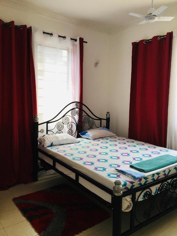 Mikocheni Home Stay Darüsselam Dış mekan fotoğraf